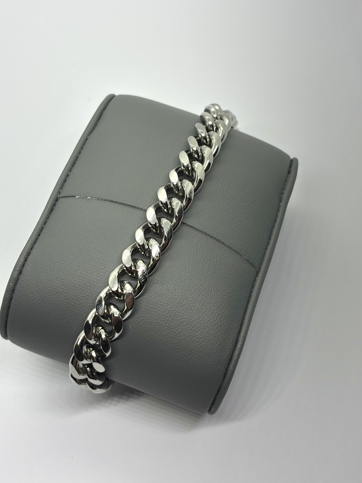 Cuban Link Bracelet - 8mm - Silver